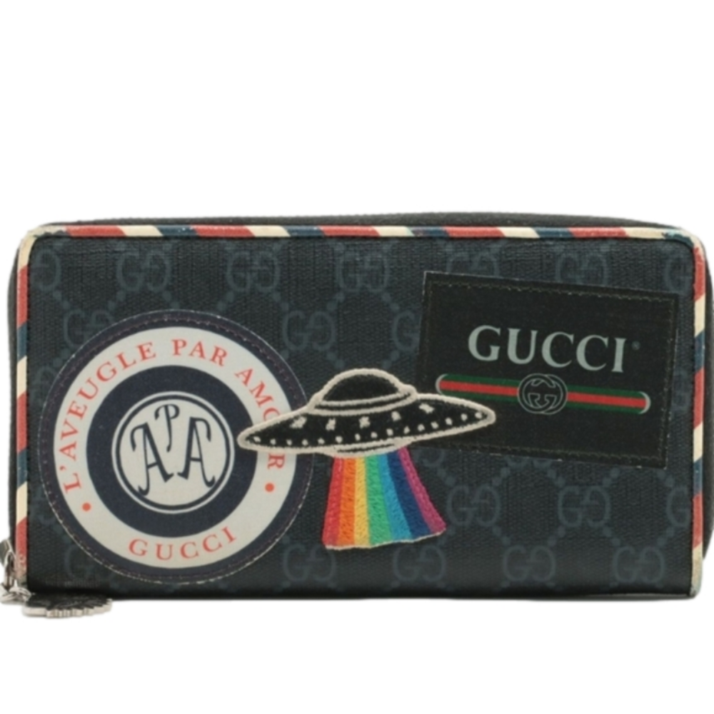 Authentic Gucci GG Supreme - Picture 2 of 10